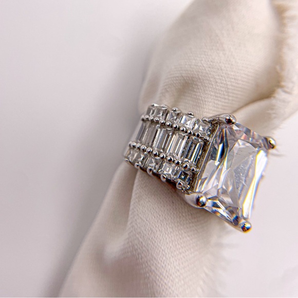 Emerald, square, baguette cut cubic zirconia silver toned ring. Size 4.75 - Picture 6 of 9